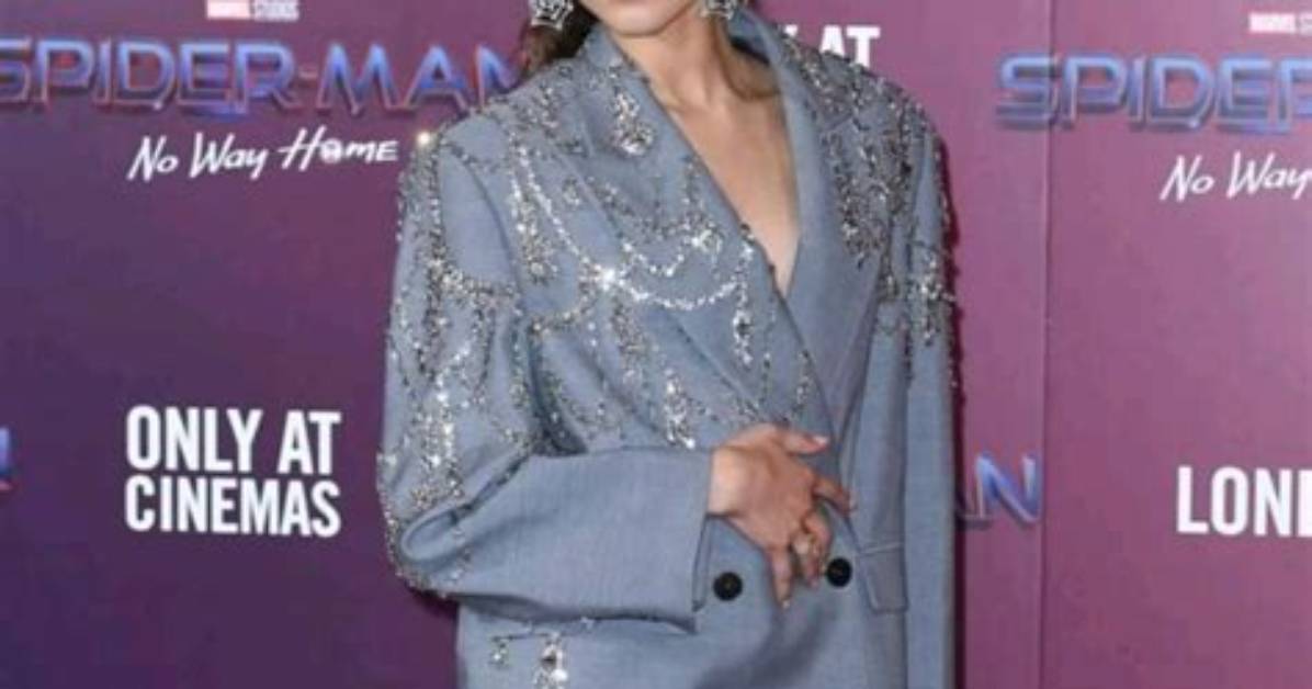Zendaya Wore Sequined Spiderweb Tights on the Red Carpet